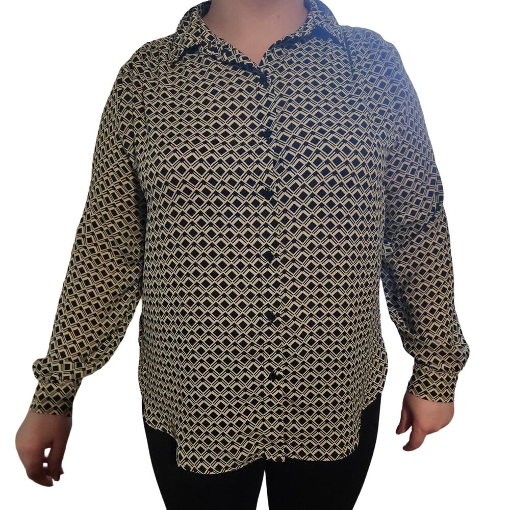 H&M Women's 14 Long Sleeve Button Up Blouse Black White Geo Square Print